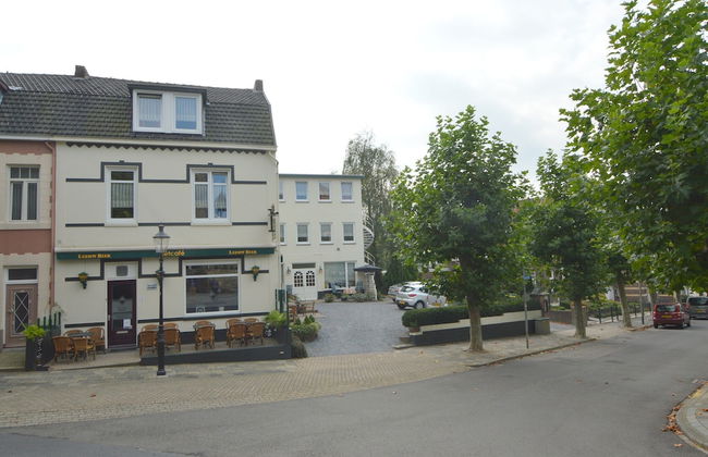 Homely Apartment in Schin op Geul With Terrace - Foto 19