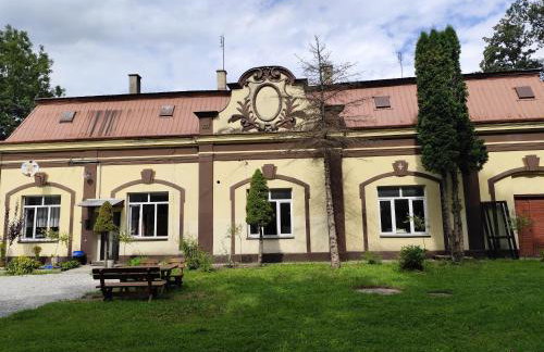 Mieszkanie w Oficynie Pałacu Goetza BRZESKO - Photo 1