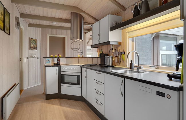 "Ebbeline" - 150m from the sea - Foto 39