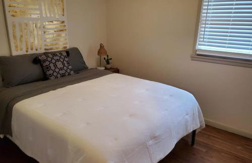 South Side Chic 3Br 1Ba 10mn to McConnell Spirit - Photo 4