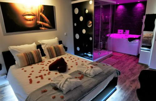 SPA privatif Love room, Le Hammam et Bulles, chez Nuits Chartraines - Foto 26