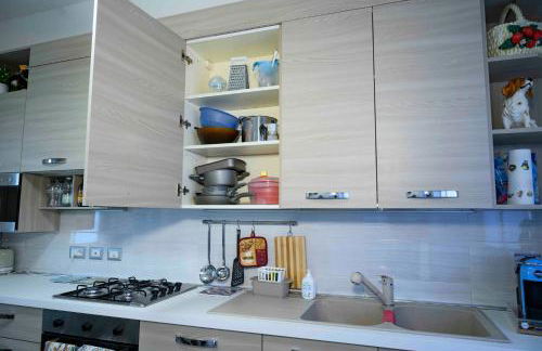 intero appartamento con giardino e colazione Dario - Photo 15