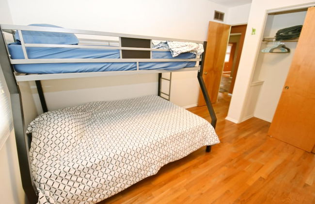 Mid Century Modern 30 Minute Walk to Notre Dame 3 Bedroom 3 Full Bath 2008 - Foto 15