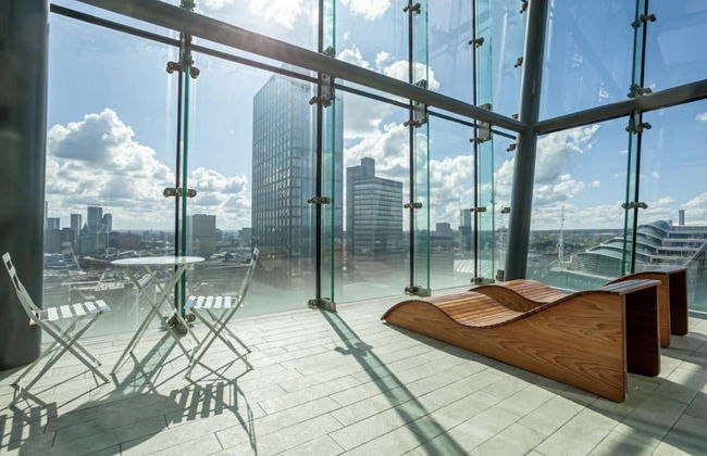 City Suite - Rooftop Spa - Balcony - Skyline View - Foto 18