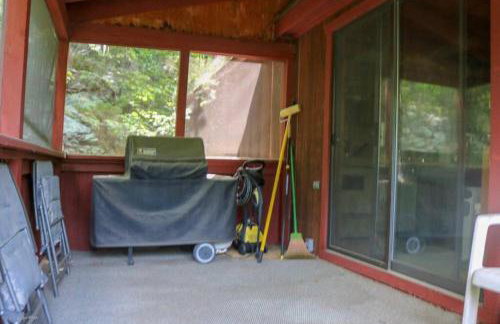 Regent Hilltop Cabin - Photo 35