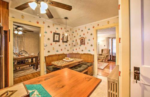 Whimsical Lancaster Home - 4 Mi to Sight and Sound - Foto 8