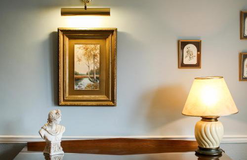 Ridge Hall - Photo 18