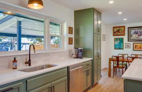 BBQ Ready and Fire Pit Chic Johnson City Home - Foto 9