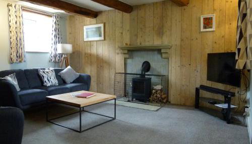 East Lane Barn - Photo 3