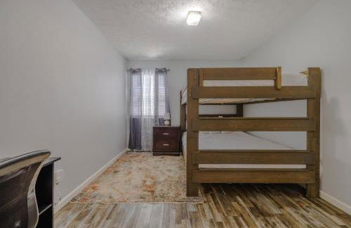 The Turtle House- Quiet complex, 2 BR/ 2 BA - Photo 9