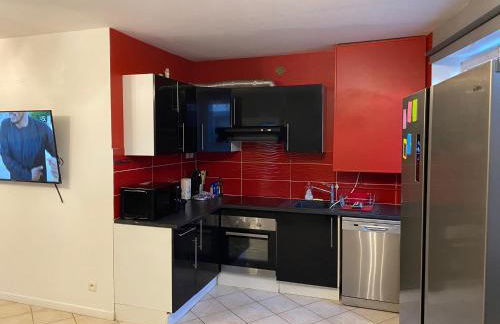 Maison proche Lyon Centrale du Bugey - Foto 11