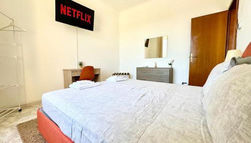 Free Parking, Near the Station - Photo 2, wardrobe