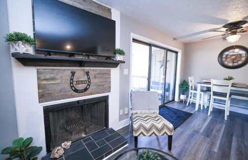 Cozy Retreat Golf, Lake & Nature at Beautiful Lake Monroe - Foto 9