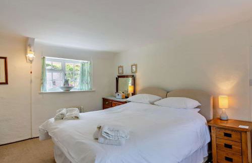 2 Bed in West Bay 77557 - Photo 9