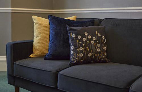 Hayy Contractor House 5 Bedroom Huddersfield Sleeps 18 - Foto 21