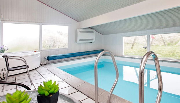 14 Person Holiday Home in Blokhus - Foto 3, Piscina