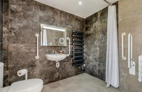 Llwynblyfyn - Photo 23