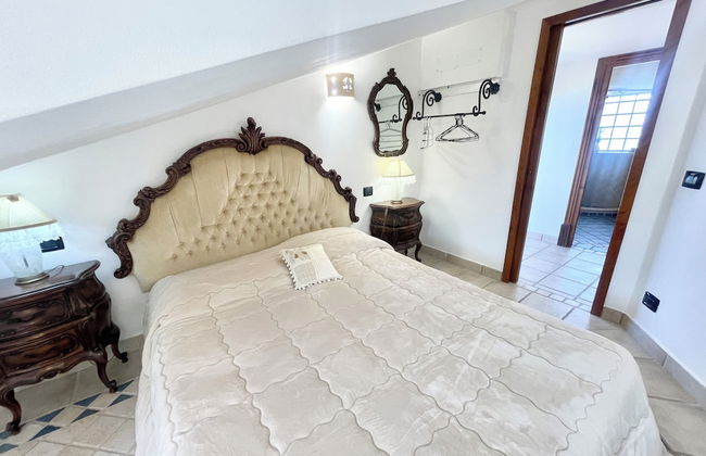 Pool, Jacuzzi and Events Room - Charming Villa in Umbria - Sleeps 24 - Lake View - Foto 11