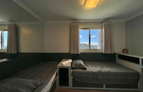 Apartamento Luxo 3 quartos Gramado próximo ao centro locação de temporada - Photo 7