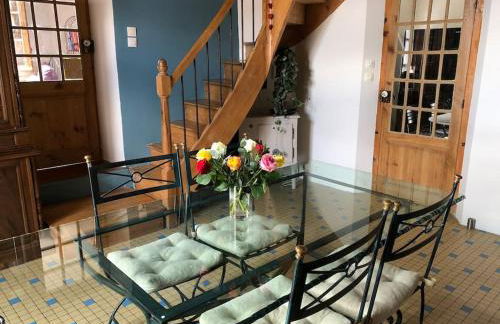 Maison de charme avec vue sur la cité médiévale. - Foto 9