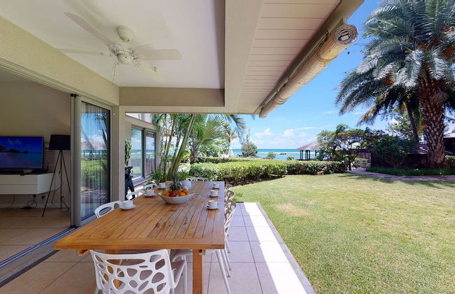 Bon Azur Beachfront Suites & Penthouses with LOV - Photo 33