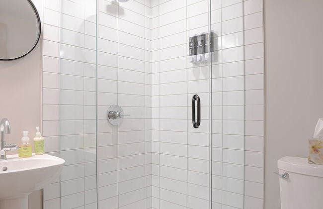 Basecamp Suites Banff - Photo 53