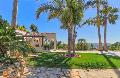 Amazing villa with panoramic views - Photo 36