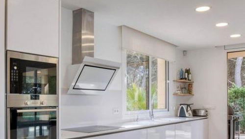 Stunning property with nice pool - Foto 4