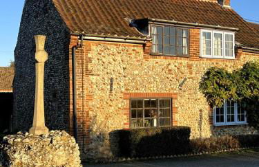 Pilgrims - Traditional flint cottage with open fire - Foto 10