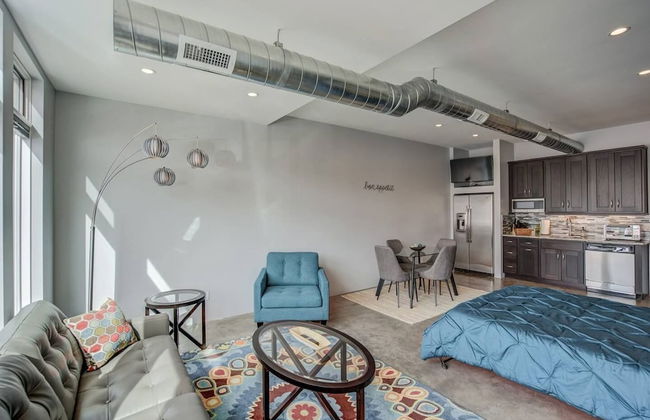 1BD Studio Downtown Close to Hiking W/ac! - Foto 7