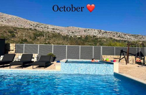 Luxury Villa,private pool, sauna,Jacuzzi,near Split - Photo 2