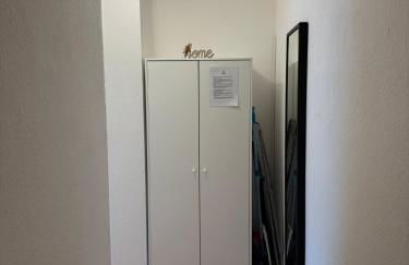 Sonniges CityNest Apartment mit Balkon und bester Verkehrsanbindung Komplette Unterkunft - Foto 8