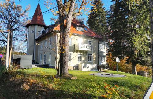 Zamek Przesieka - Foto 37