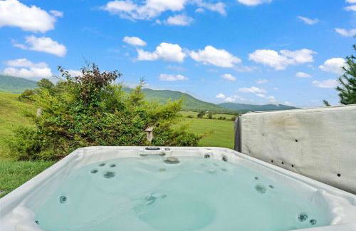 Old Rag A-Frame: Mountain Views Hot Tub Fire Pit - Foto 2