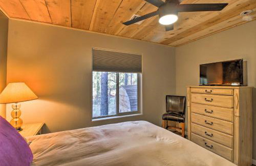 1 Mi to Rainbow Lake: Newly Built & Woodsy Retreat - Foto 12