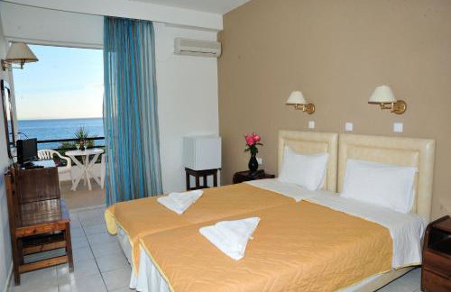 Creta Mare Hotel - Photo 73