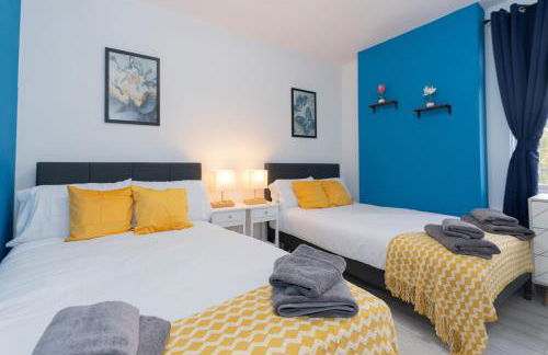 Open Mind Property - 4BR, 17 Guests & Free Parking - Foto 16