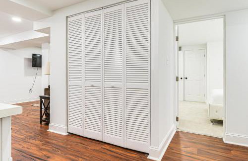 7 Mi to Baltimore Maryland Gem with Shared Yard! - Foto 10