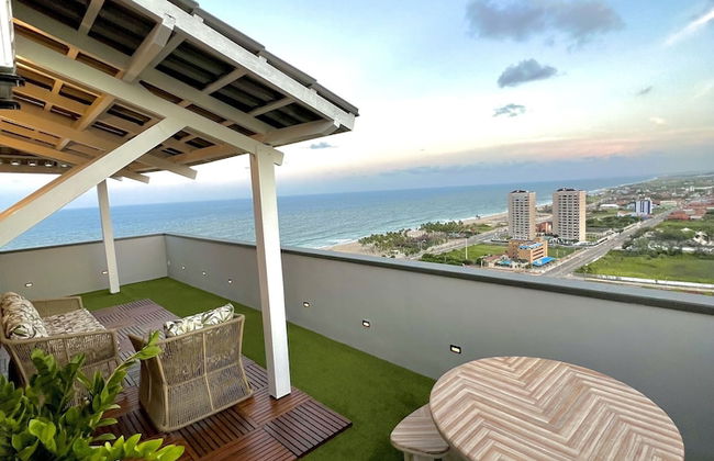 Cobertura vista mar com deck privativo - Foto 27