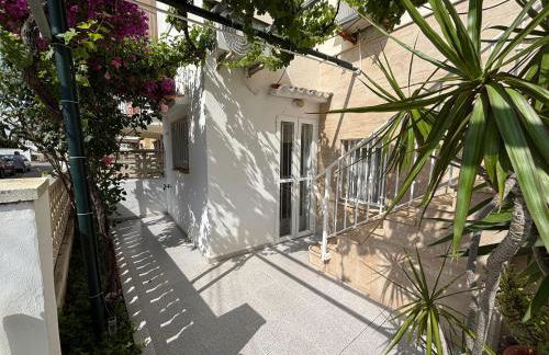 CASA ALTA OLIVA PLAYA - Photo 3