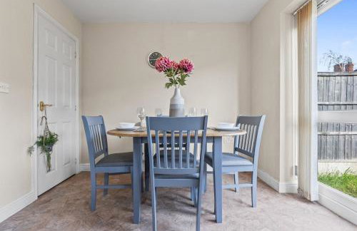 #35 City Home - Sleeps 8 3BDR 2 BR- Bham CC 10 mins - "Perfect for Contractors and Families - Free Parking" - Foto 21
