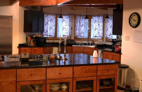 Bear Mountain Lodge. 560 Acre Wooded Estate. - Foto 25