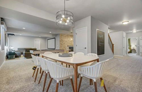 4BR Mountain views - Movie Theater - Pool Table - Foto 27