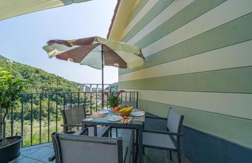 1 Bedroom Nice Home In Avegno - Foto 8