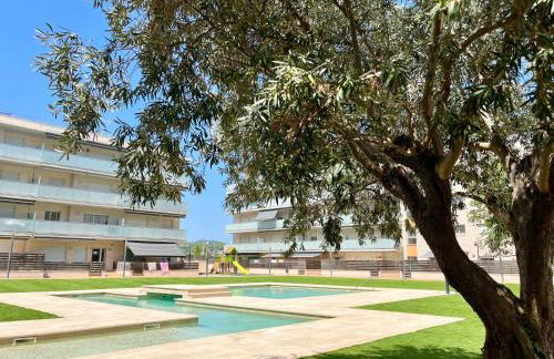 NEW! Apartamento con 2 piscinas, parque infantil, a 1 min de la playa - Foto 36