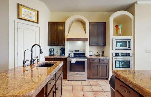 Sacred Vista | Opulent Hill Country Gem | Amazing Patio & Great View - Photo 11