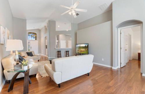 Cozy 4 Bedrooms Next to DisneyPrivate Pool - Foto 27