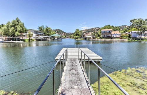 Wine Country Oasis with Waterfront Terrace and Dock! - Foto 27