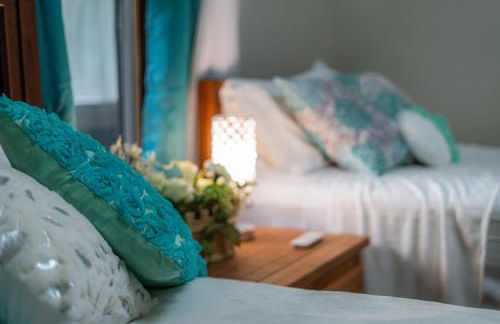 Leaf Peeper's - HUGE deck, pizza oven, Pac-man! - Photo 51