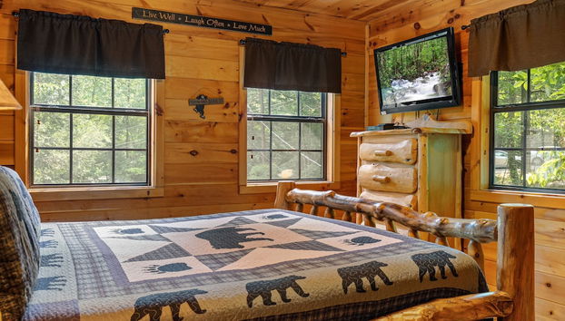 Secluded Memories 2 Bedroom Cabin by RedAwning - Foto 5, Habitación